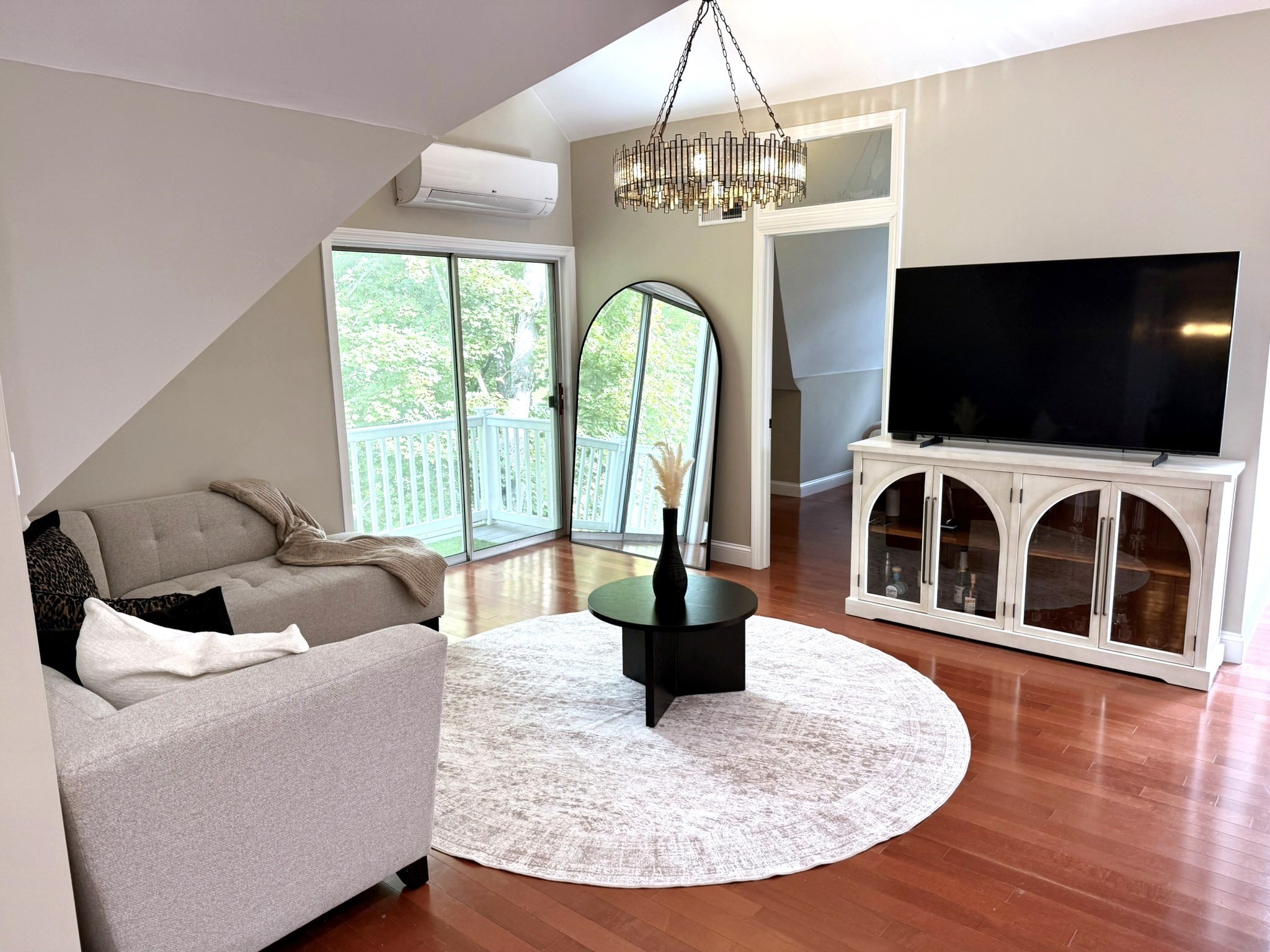 40 Chestnut Street, Unit 3 Andover, MA 01810 - Photo 2 of 26 Gallery Image 2