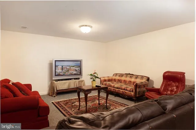 $5,000 | 115 Longfellow Drive, Millersville, MD 21108