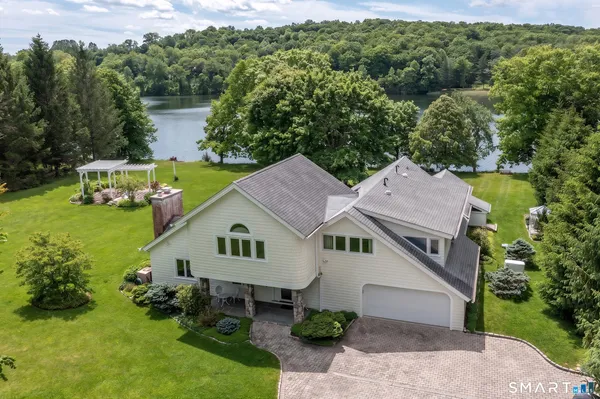 $5,490,000 | 18 Arrow Point Road, Warren, CT 06777