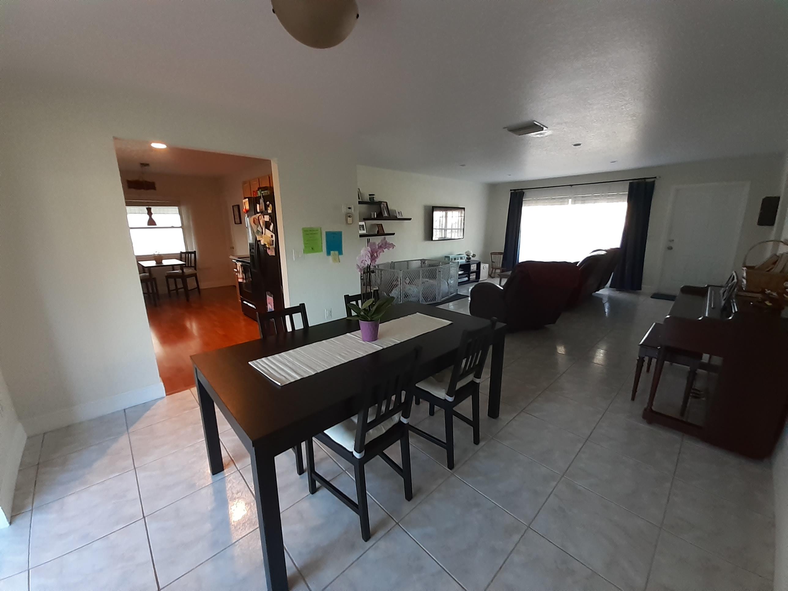 9266 Southwest 2nd Street Boca Raton, FL 33428 - Photo 5 of 21 Dining