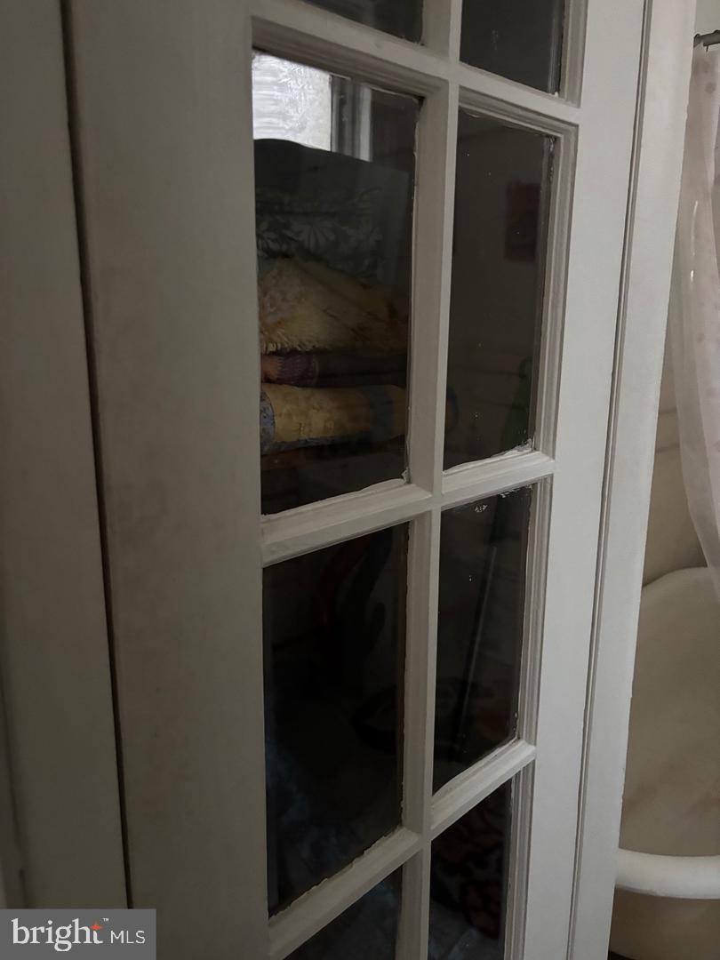 259 South 46th Street, Unit 2F Philadelphia, PA 19139 - Photo 11 of 14 a close view of walk in closet