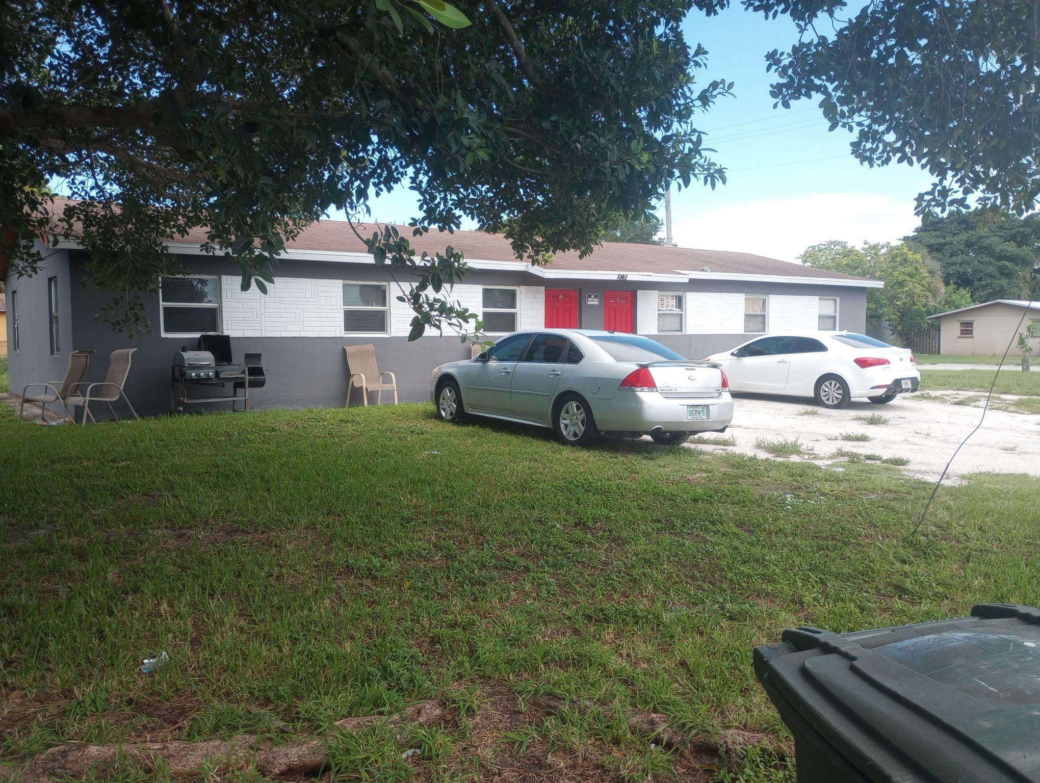 1002 North 16th Street Fort Pierce, FL 34950 - Photo 2 of 4 Photo 2