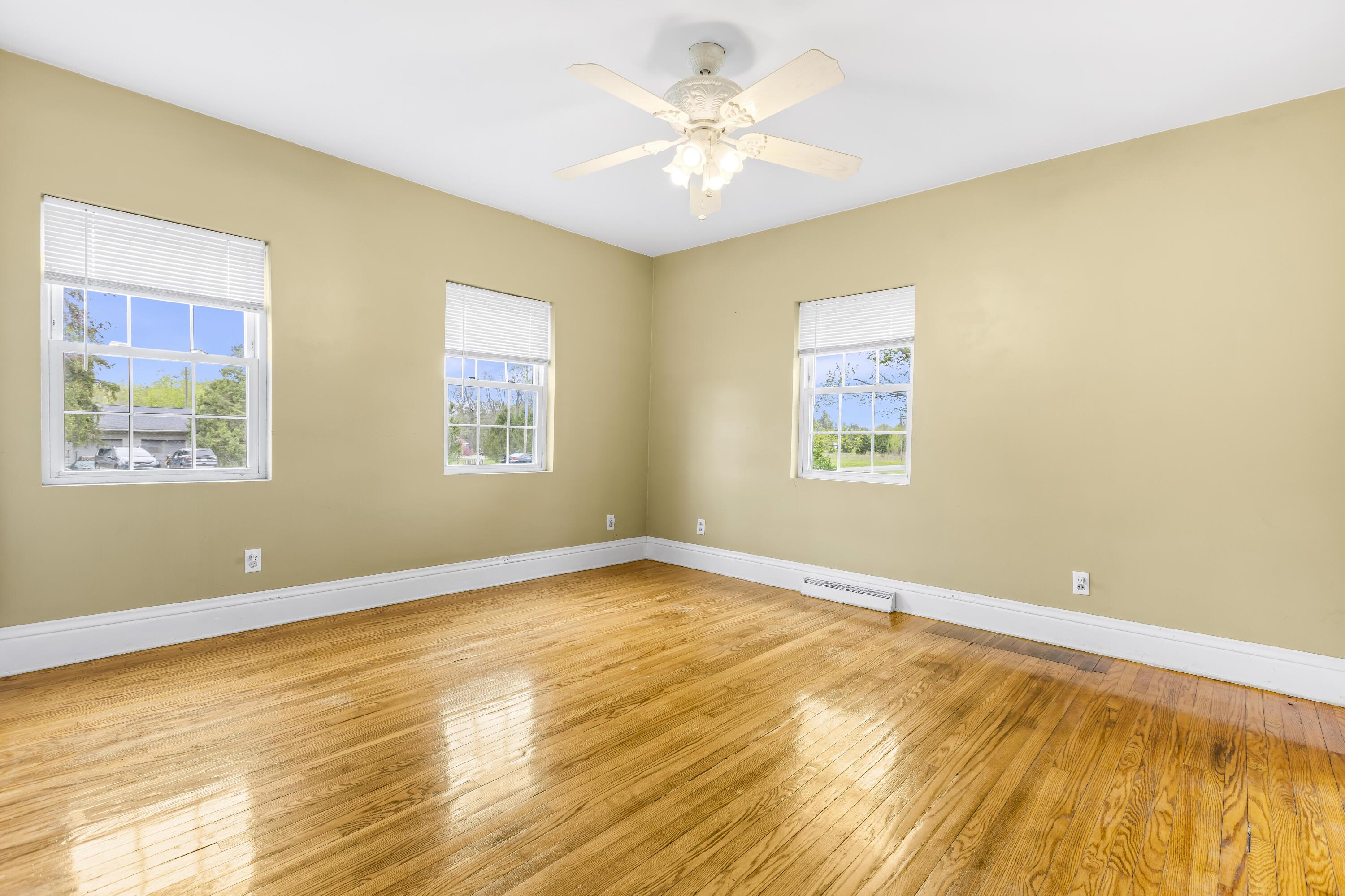 4585 South Onondaga Road Onondaga, MI 49264 - Photo 14 of 39 _P7A5562_E