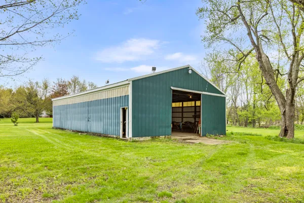$260,000 | 4585 South Onondaga Road, Onondaga, MI 49264