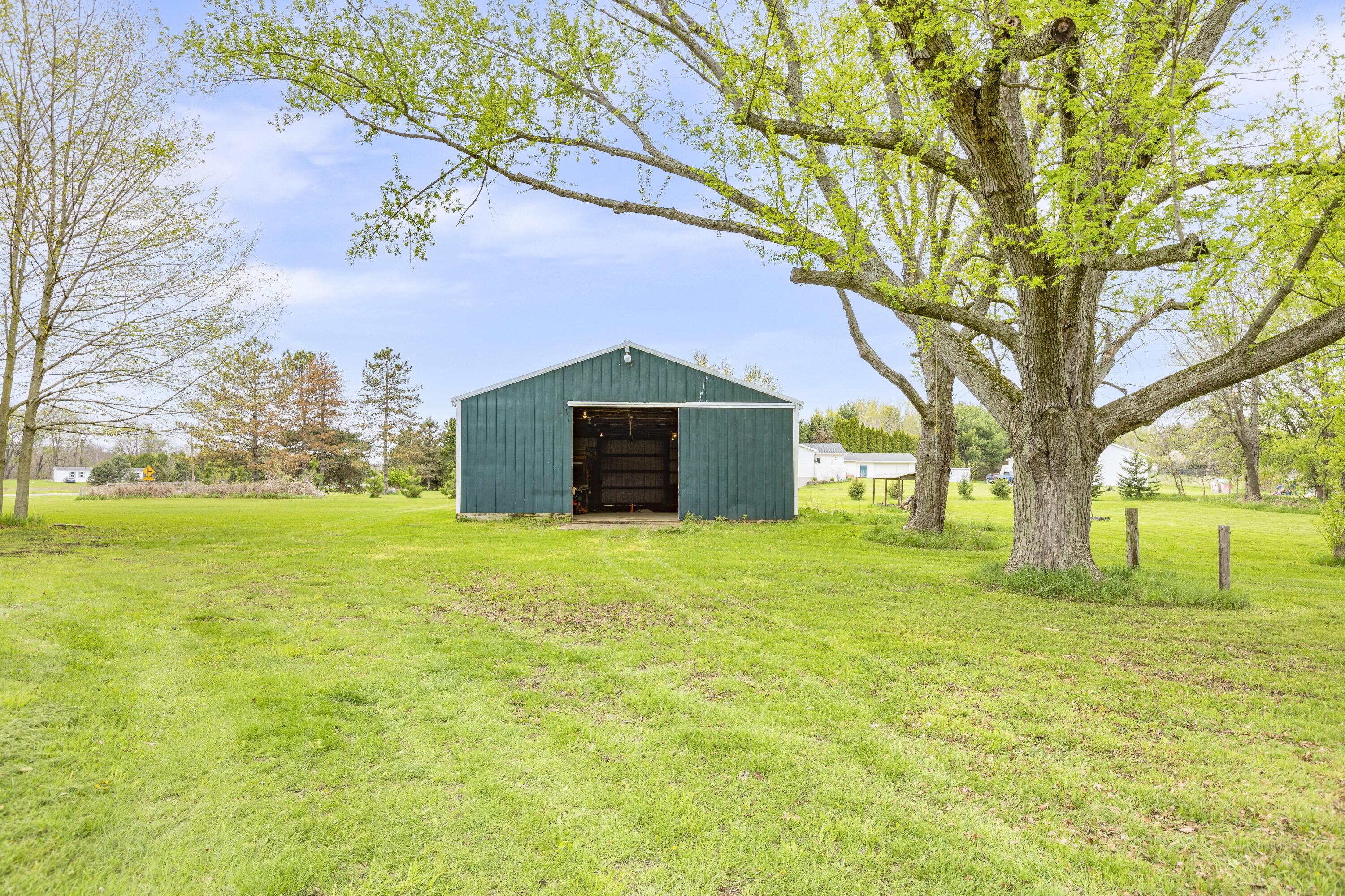 4585 South Onondaga Road Onondaga, MI 49264 - Photo 29 of 39 _P7A5471_E
