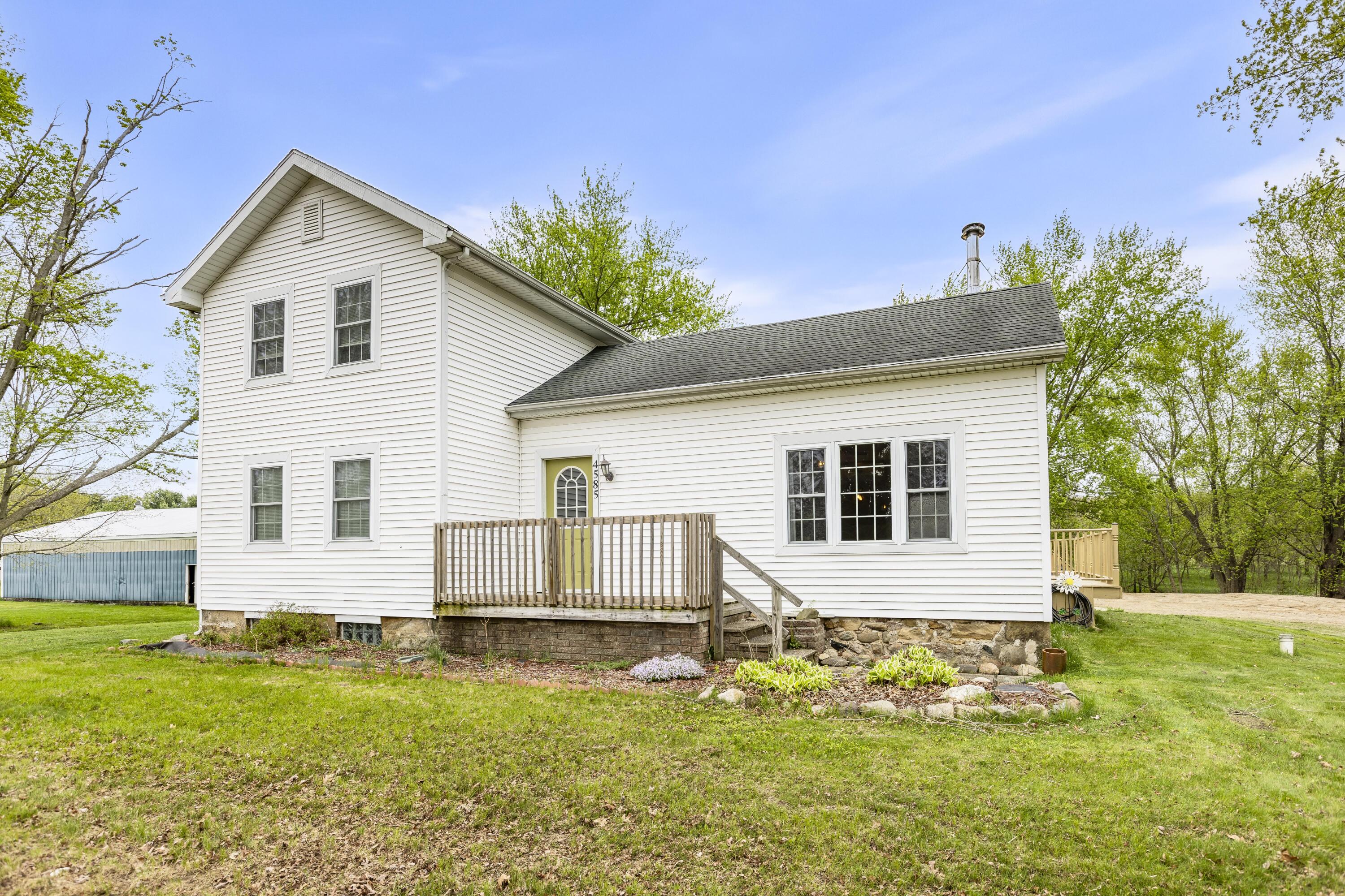 4585 South Onondaga Road Onondaga, MI 49264 - Photo 3 of 39 _P7A5491_E