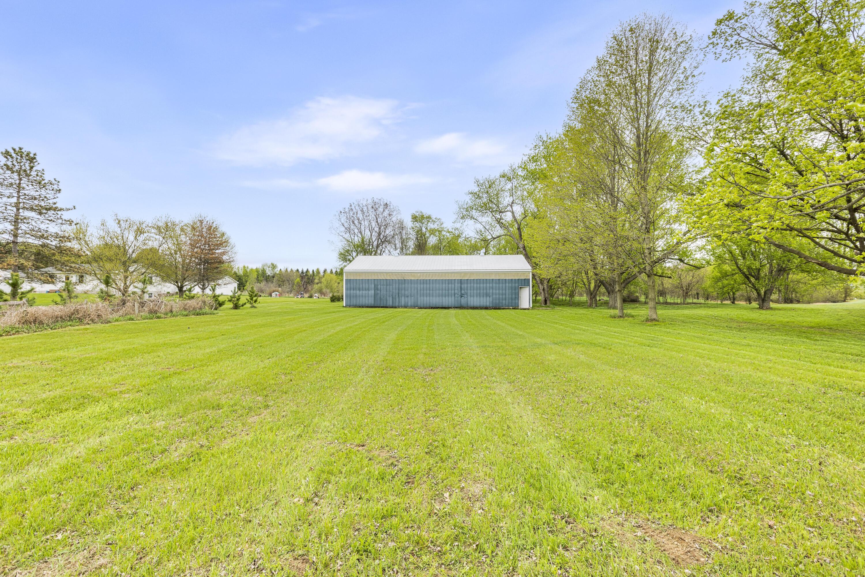 4585 South Onondaga Road Onondaga, MI 49264 - Photo 31 of 39 _P7A5522_E