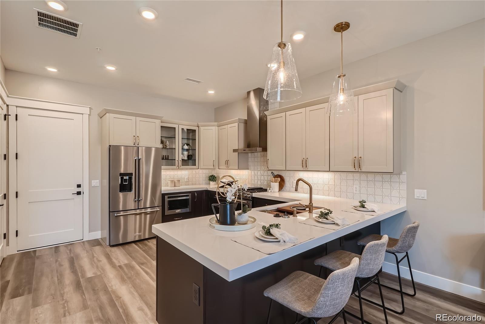 340 East Orchard Road Centennial, CO 80121 - Photo 11 of 36