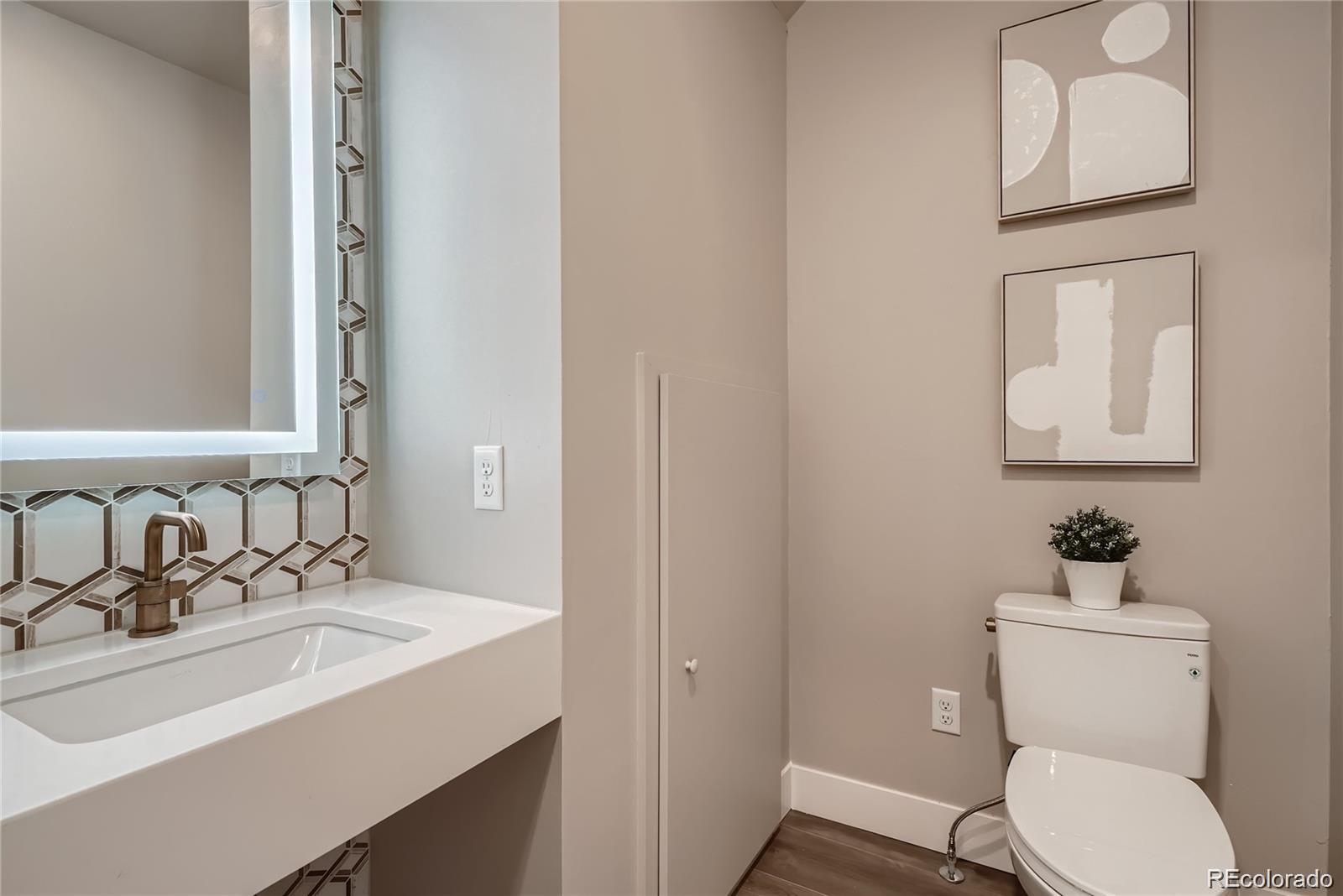 340 East Orchard Road Centennial, CO 80121 - Photo 13 of 36