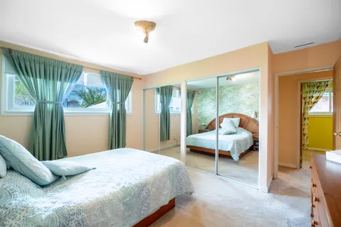 $595,000 | 1720 North Chestnut Avenue, Arlington Heights, IL 60004