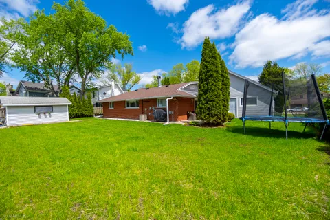 $595,000 | 1720 North Chestnut Avenue, Arlington Heights, IL 60004