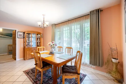 $595,000 | 1720 North Chestnut Avenue, Arlington Heights, IL 60004