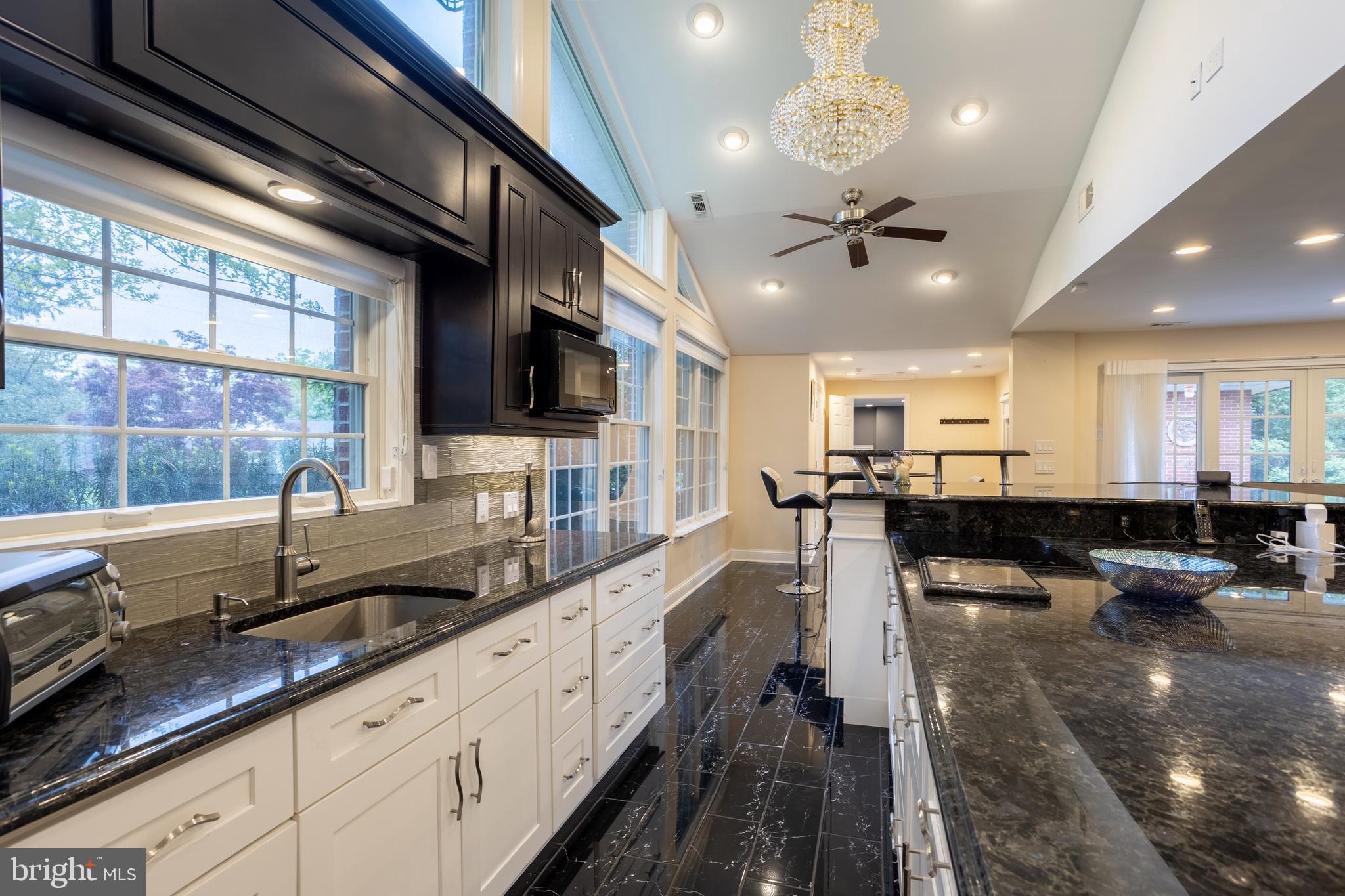 7908 Ivy Lane Baltimore, MD 21208 - Photo 20 of 90