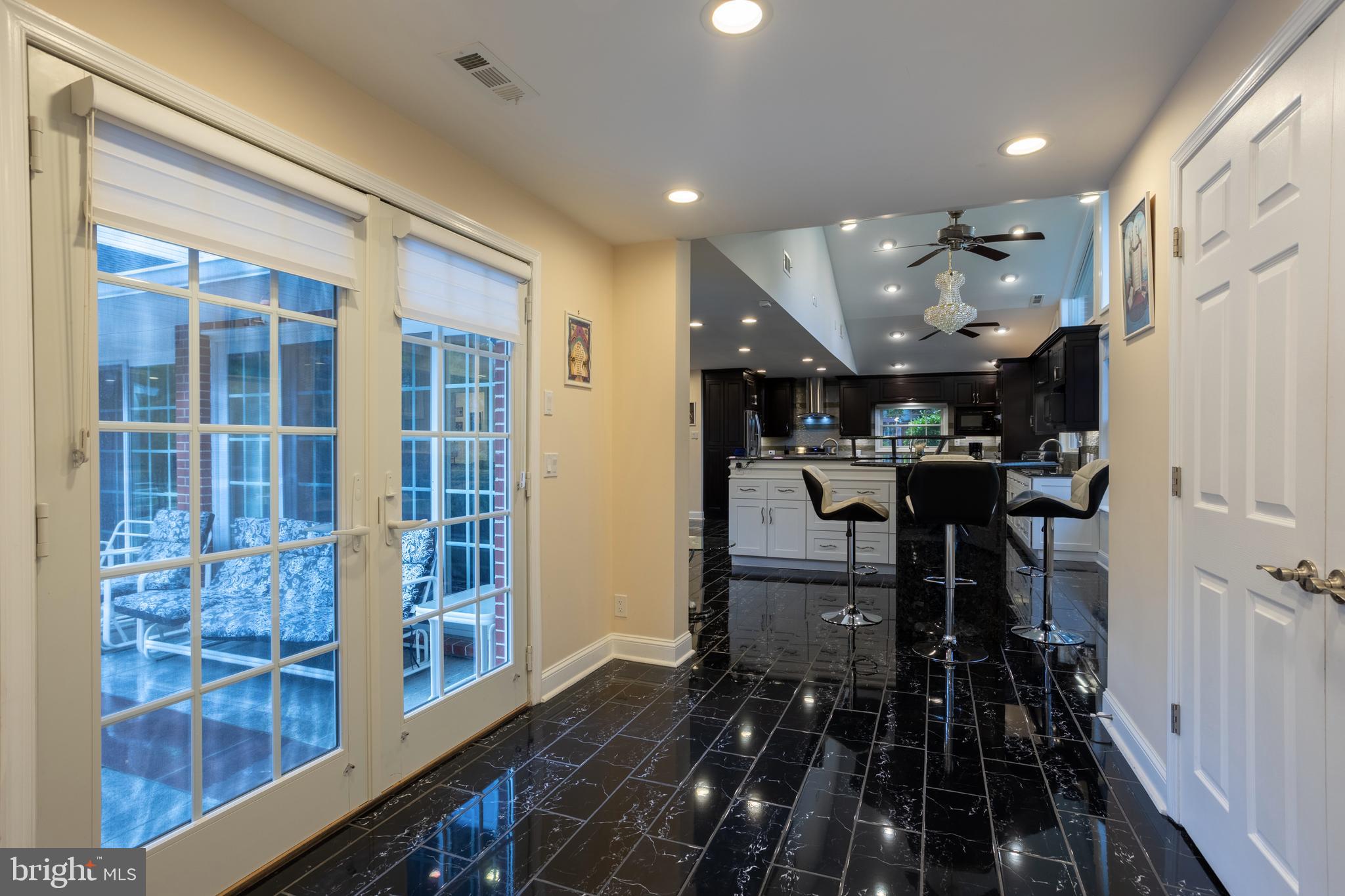 7908 Ivy Lane Baltimore, MD 21208 - Photo 24 of 90