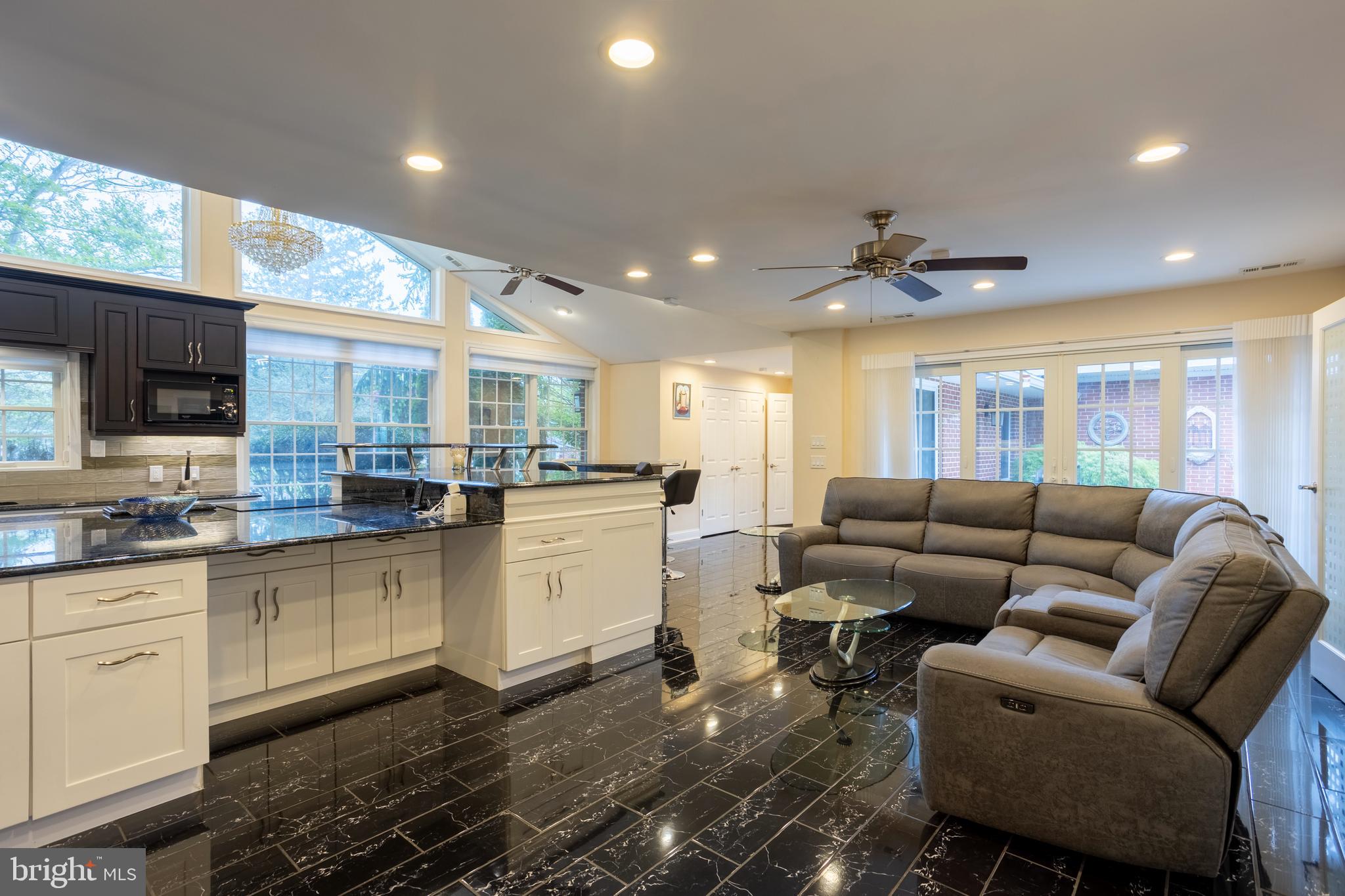 7908 Ivy Lane Baltimore, MD 21208 - Photo 25 of 90