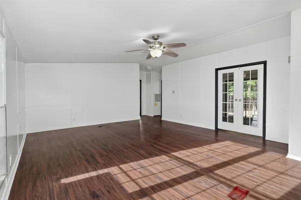 $1,300 | 16547 Leafy Meadow Drive, Conroe, TX 77302