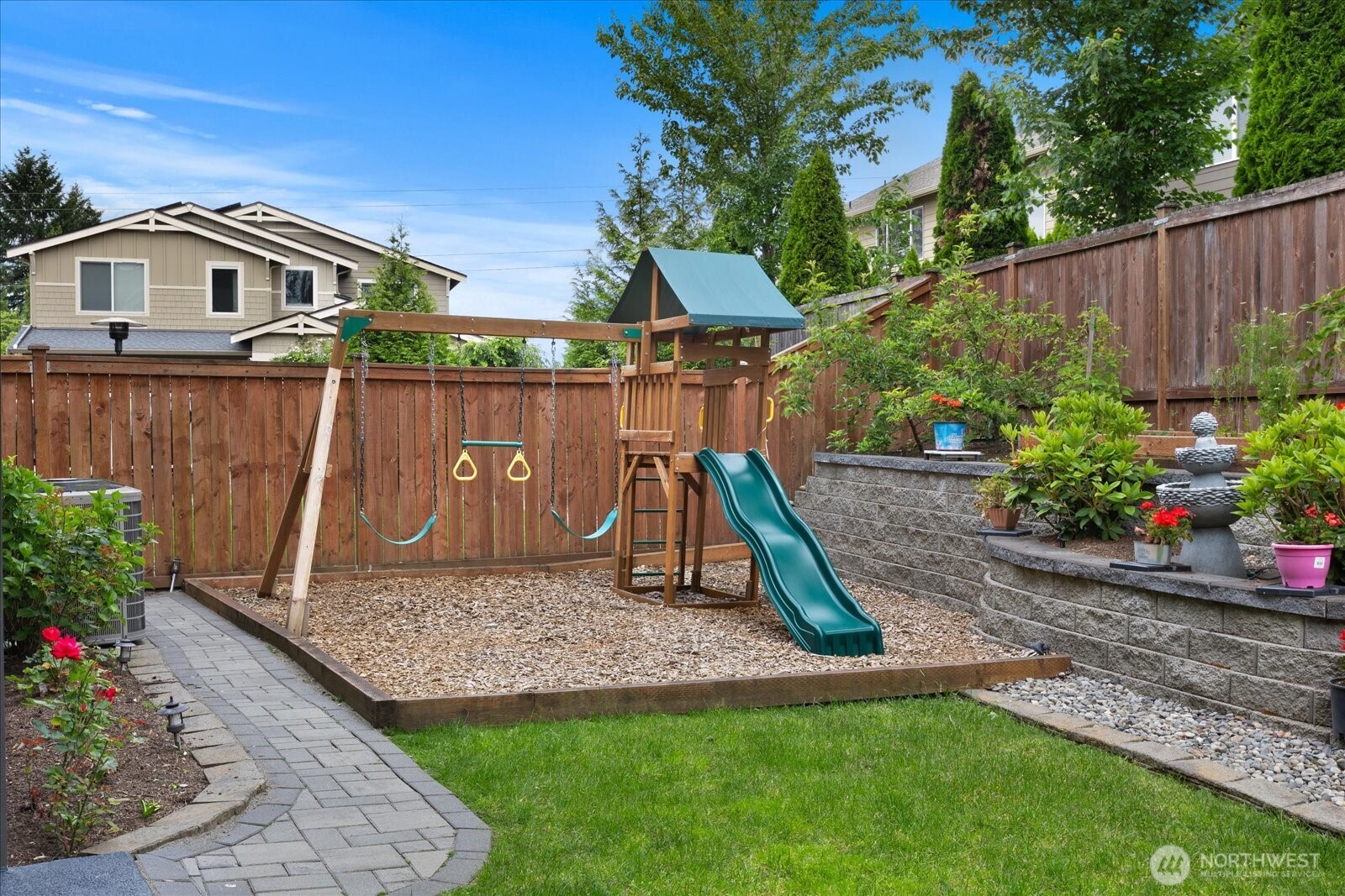 4329 231st Place Southeast Bothell, WA 98021 - Photo 35 of 38