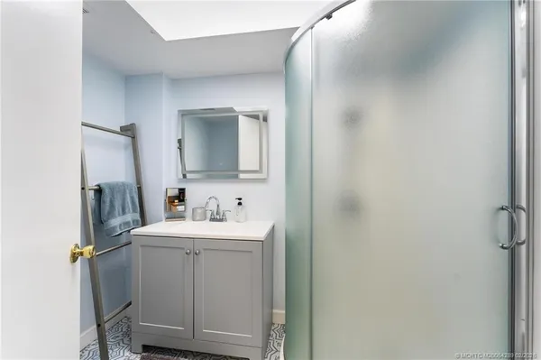 $3,150,000 | 90 Northwest Alice Street, Jensen Beach, FL 34957