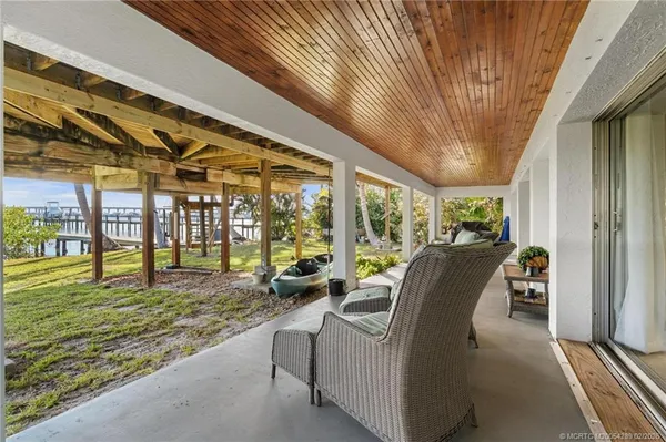 $3,150,000 | 90 Northwest Alice Street, Jensen Beach, FL 34957