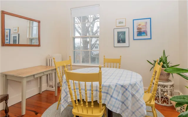 $2,600 | 569 Spring Street, Unit 1N, Newport, RI 02840