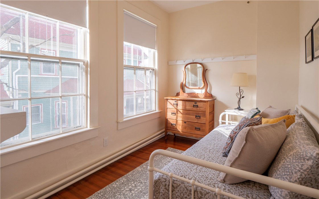 569 Spring Street, Unit 1N Newport, RI 02840 - Photo 22 of 37