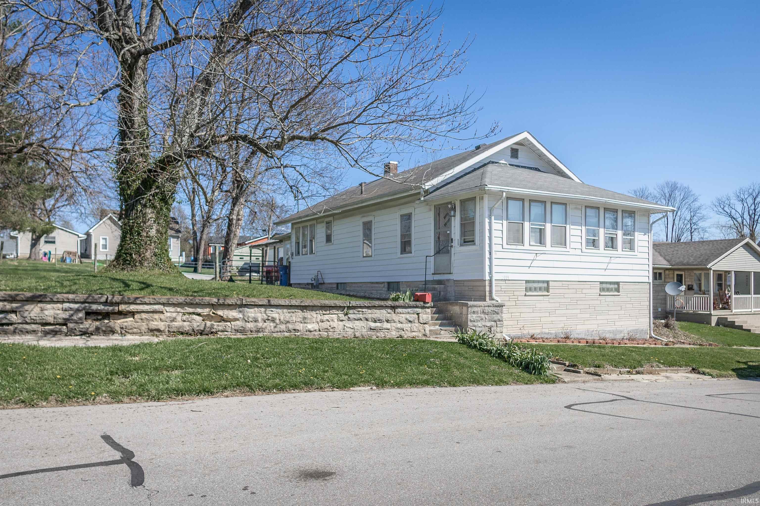 2019 13th Street Bedford, IN 47421 - Photo 32 of 36
