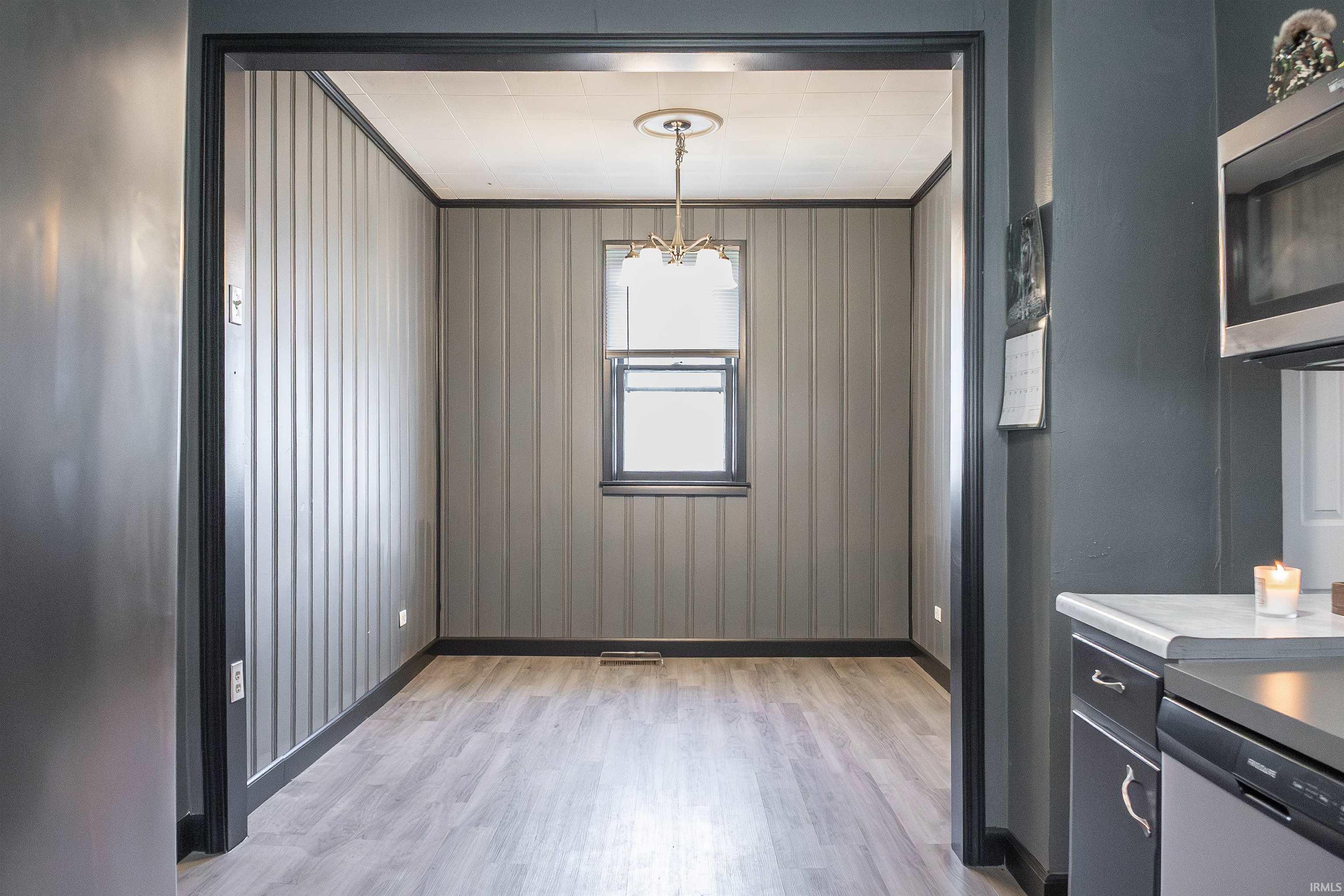 2019 13th Street Bedford, IN 47421 - Photo 10 of 36