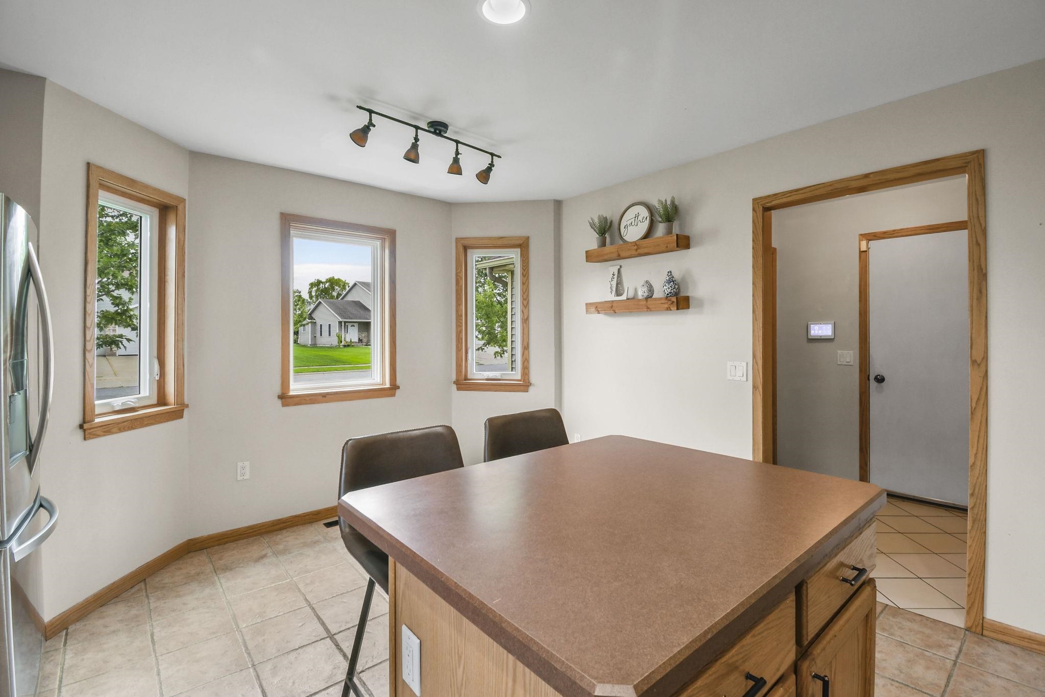 805 Violet Lane Oregon, WI 53575 - Photo 14 of 47