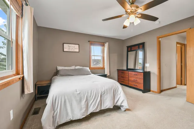 $499,900 | 805 Violet Lane, Oregon, WI 53575