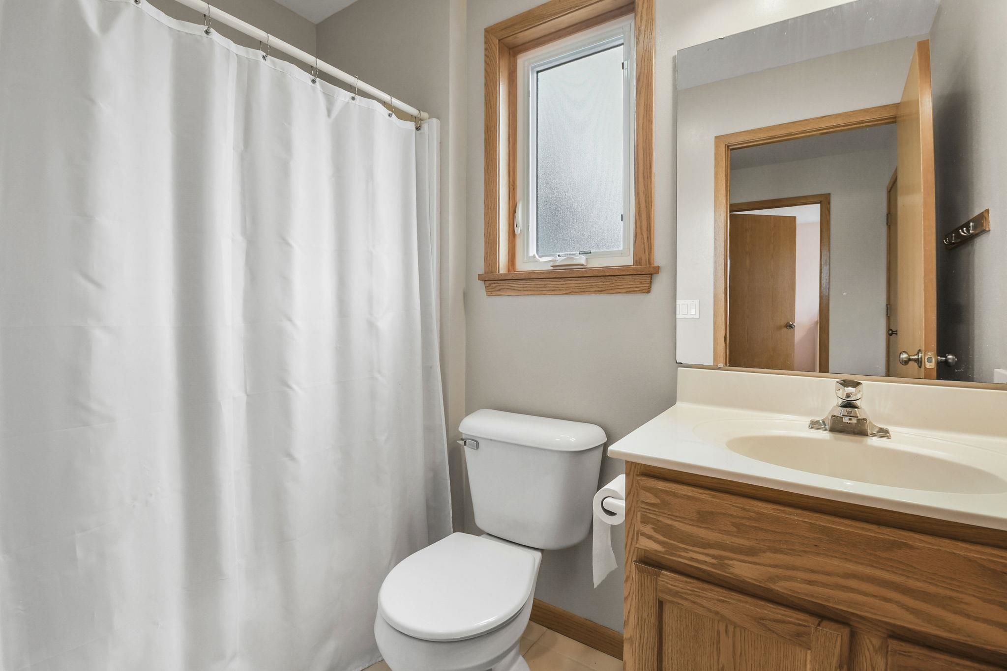 805 Violet Lane Oregon, WI 53575 - Photo 25 of 47