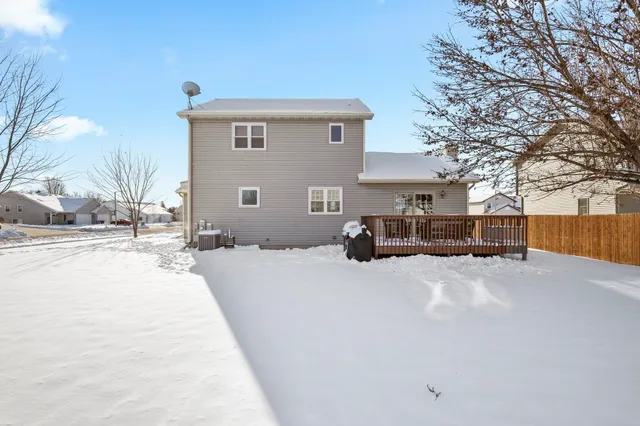 $499,900 | 805 Violet Lane, Oregon, WI 53575