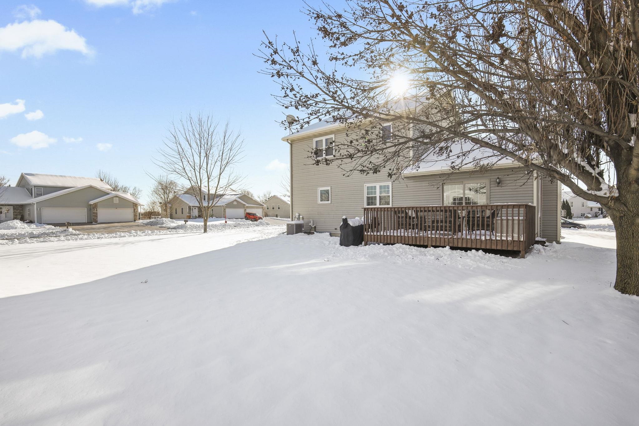 805 Violet Lane Oregon, WI 53575 - Photo 36 of 47