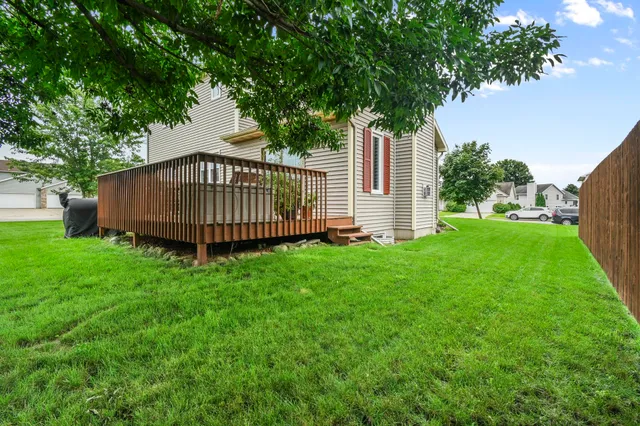 $499,900 | 805 Violet Lane, Oregon, WI 53575