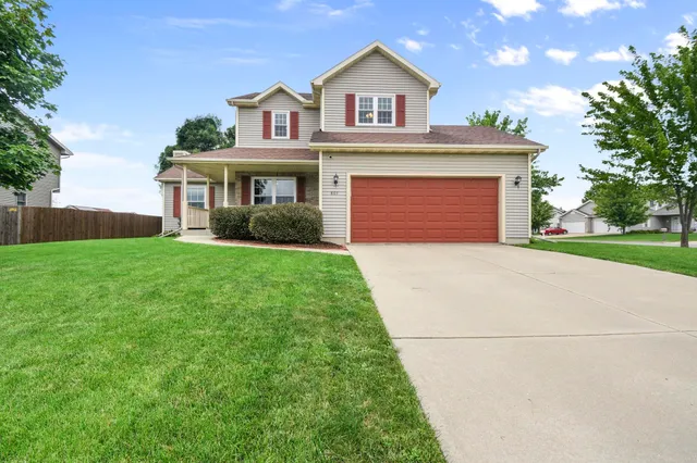 $499,900 | 805 Violet Lane, Oregon, WI 53575