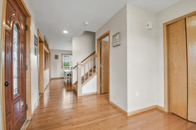 $499,900 | 805 Violet Lane, Oregon, WI 53575