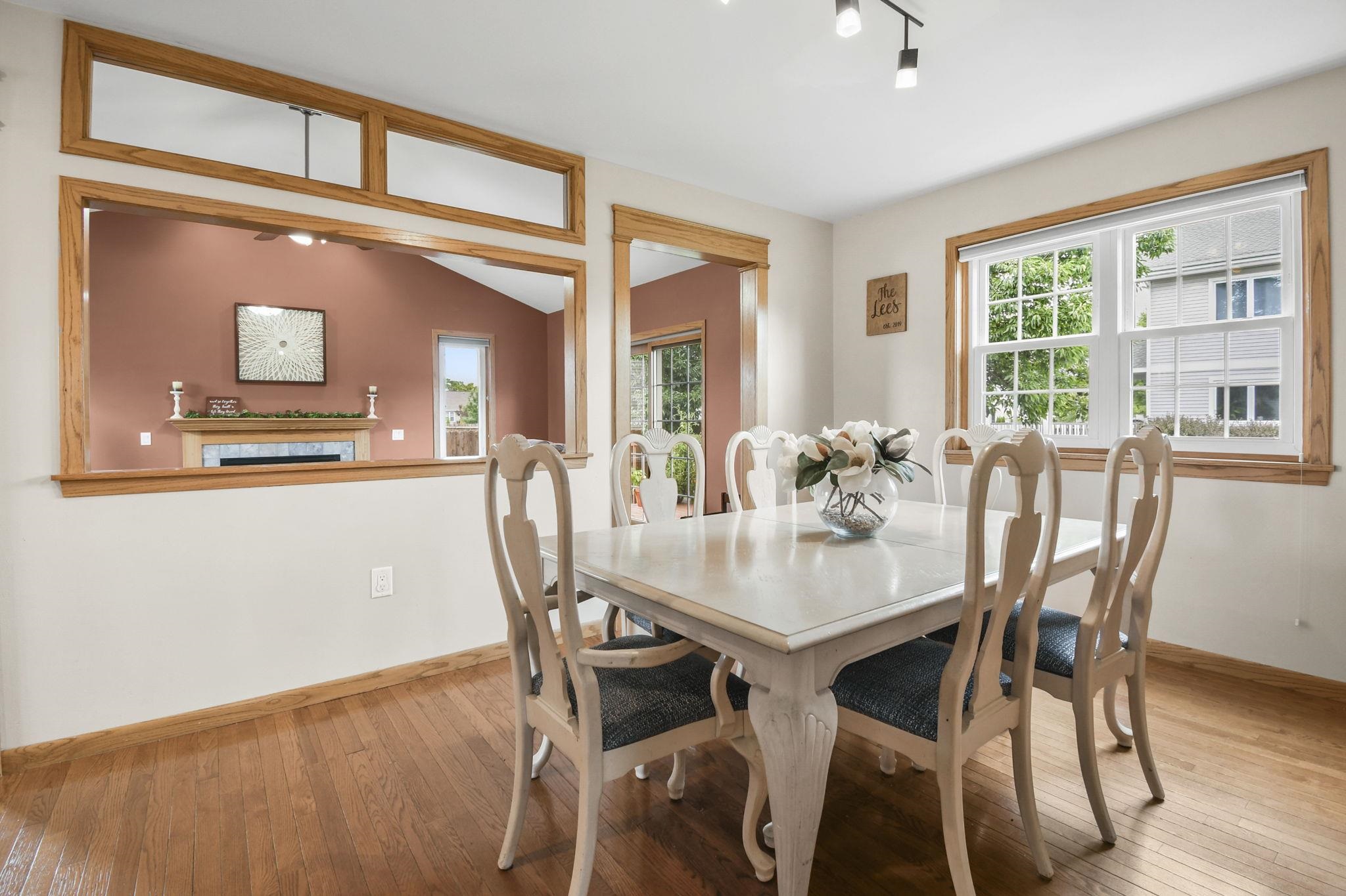 805 Violet Lane Oregon, WI 53575 - Photo 10 of 47