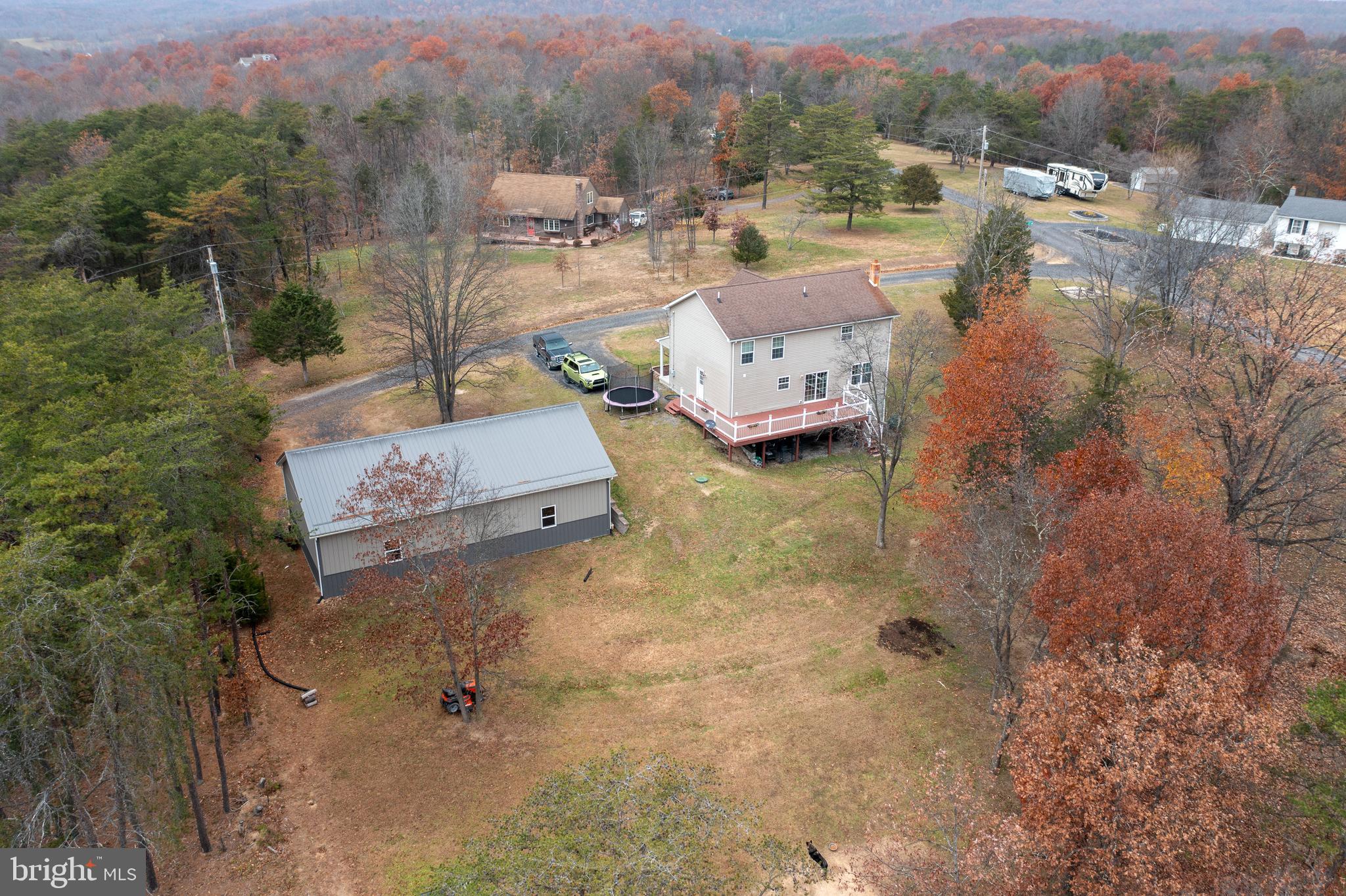 27 Towhee Hollow Springfield, WV 26763 - Photo 3 of 44