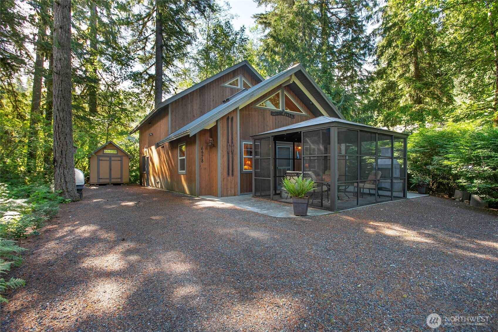 6978 Rainier Way Deming, WA 98244 - Photo 30 of 40