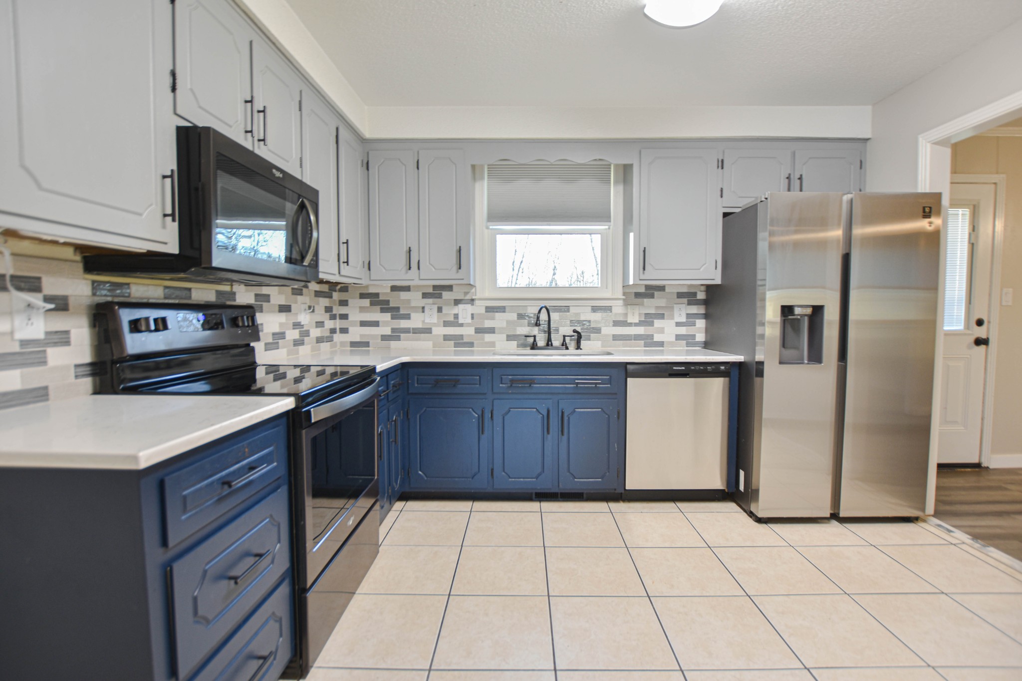 414 Sango Road Clarksville, TN 37043 - Photo 7 of 16 Gallery Image 7