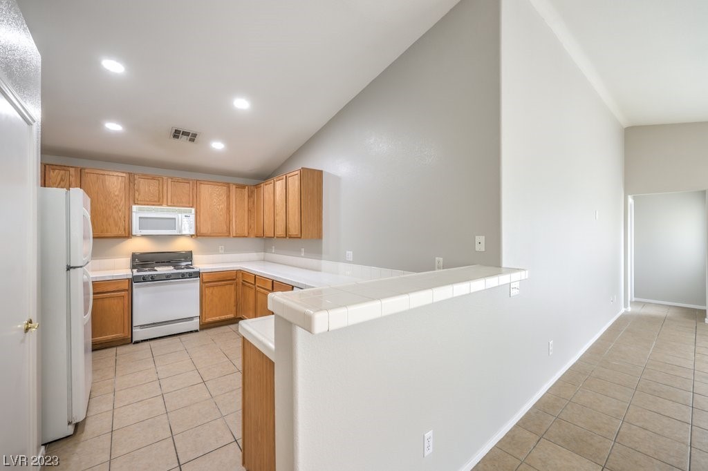 2184 Hidden Ranch Terrace Henderson, NV 89052 - Photo 14 of 45