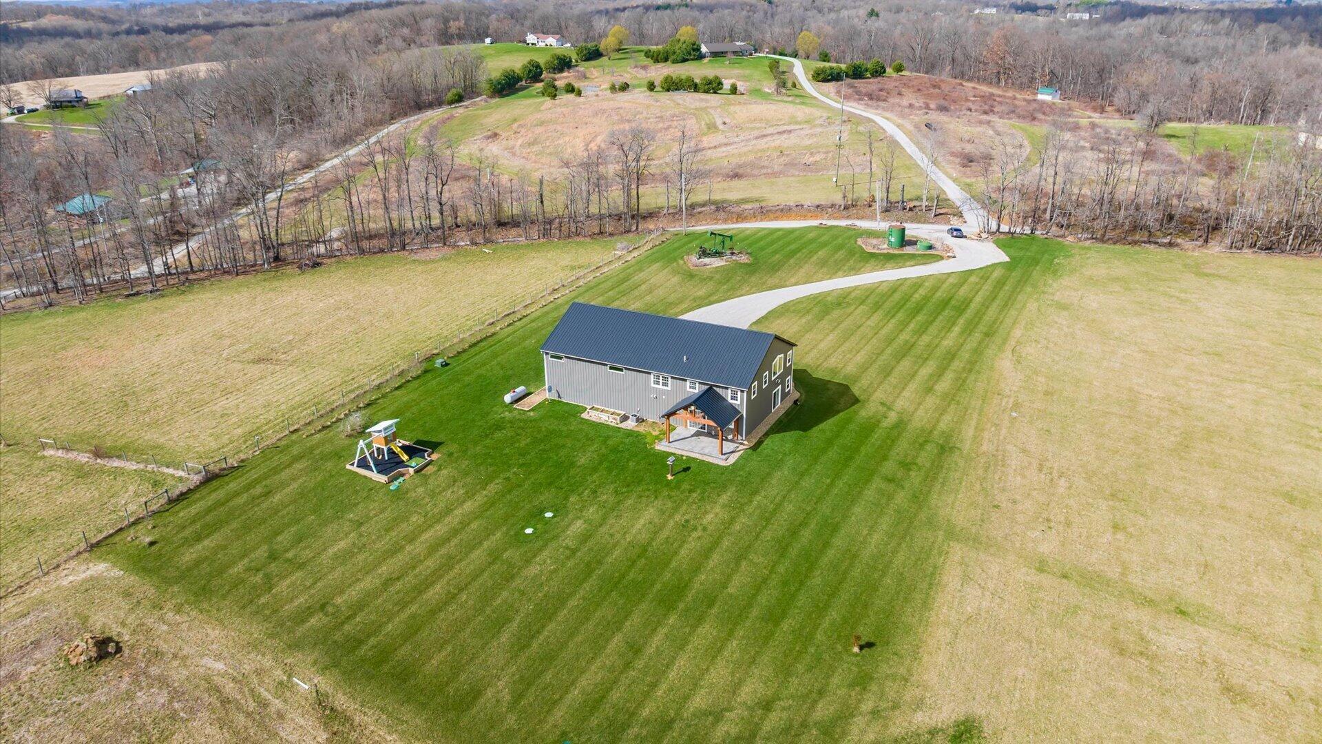 2910 Slack Road Mount Perry, OH 43760 - Photo 57 of 74 69-z 2910 Slack133-2