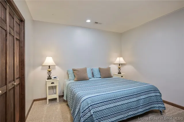 $489,900 | 6701 Principle Lane, Charlestown, IN 47111