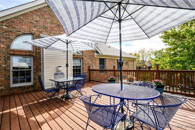 $489,900 | 6701 Principle Lane, Charlestown, IN 47111