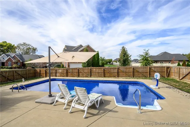 $489,900 | 6701 Principle Lane, Charlestown, IN 47111