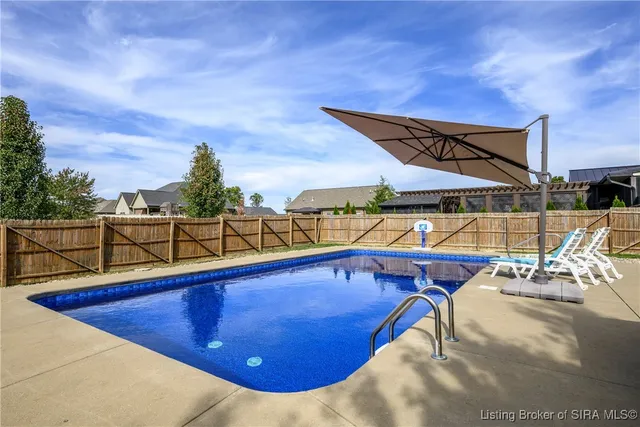 $489,900 | 6701 Principle Lane, Charlestown, IN 47111