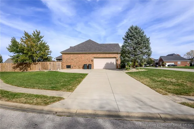 $489,900 | 6701 Principle Lane, Charlestown, IN 47111