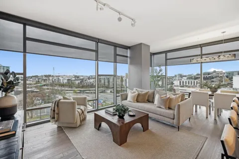 $899,900 | 1212 Laurel Street, Unit 813, Nashville, TN 37203