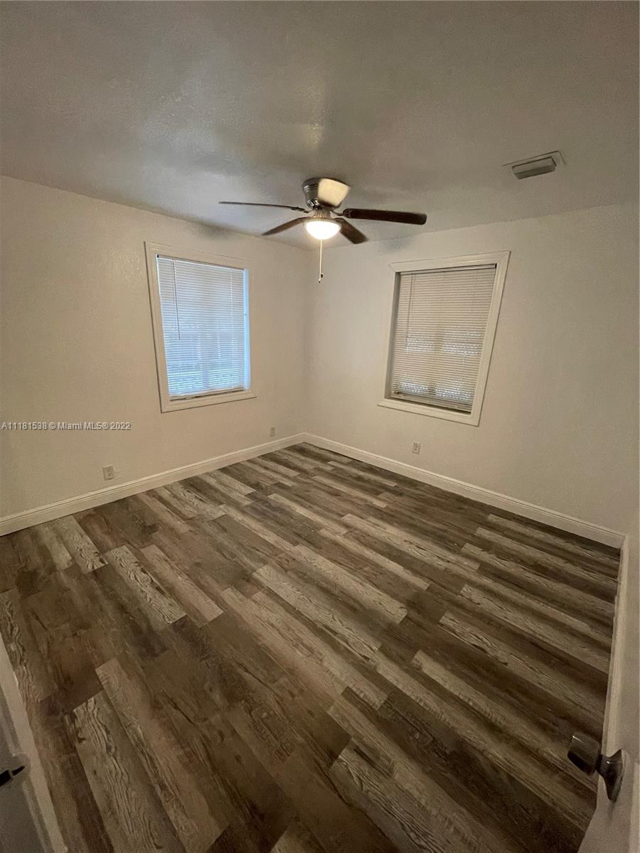 832 West 4th Street Riviera Beach, FL 33404 - Photo 8 of 21 a view of empty room with ceiling fan