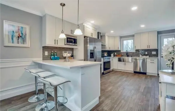 $898,000 | 498 Farmers Avenue, Bellmore, NY 11710