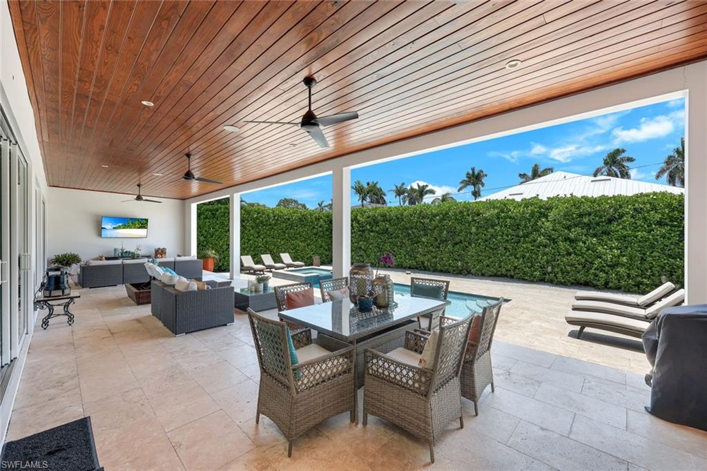 1167 22nd Avenue North Naples, FL 34103 - Photo 15 of 35